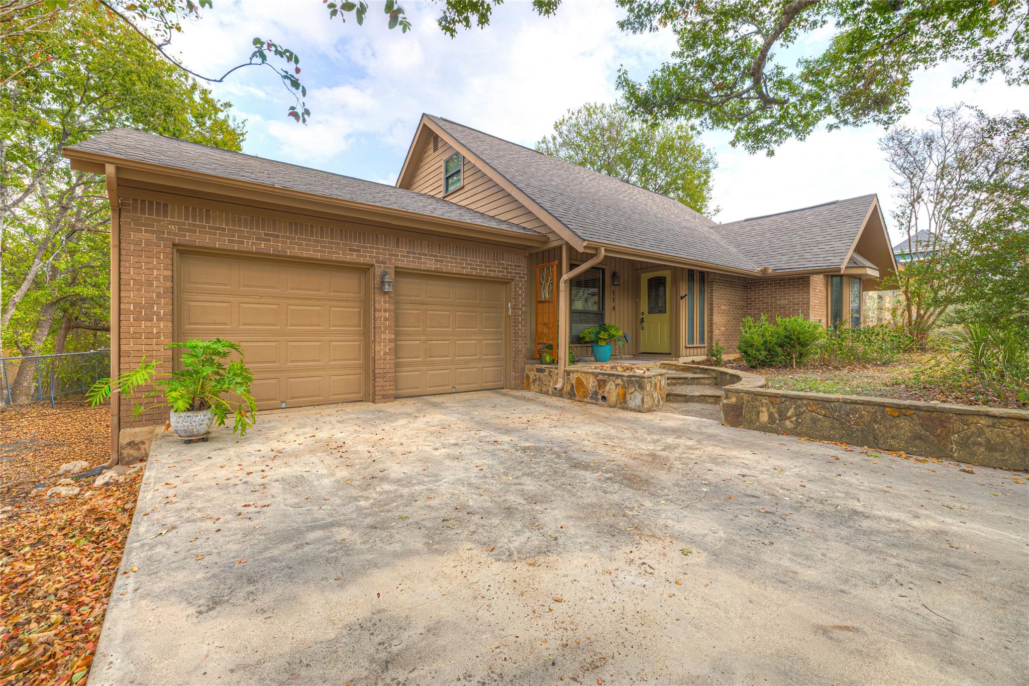 114 Algarita St, San Marcos, TX 78666