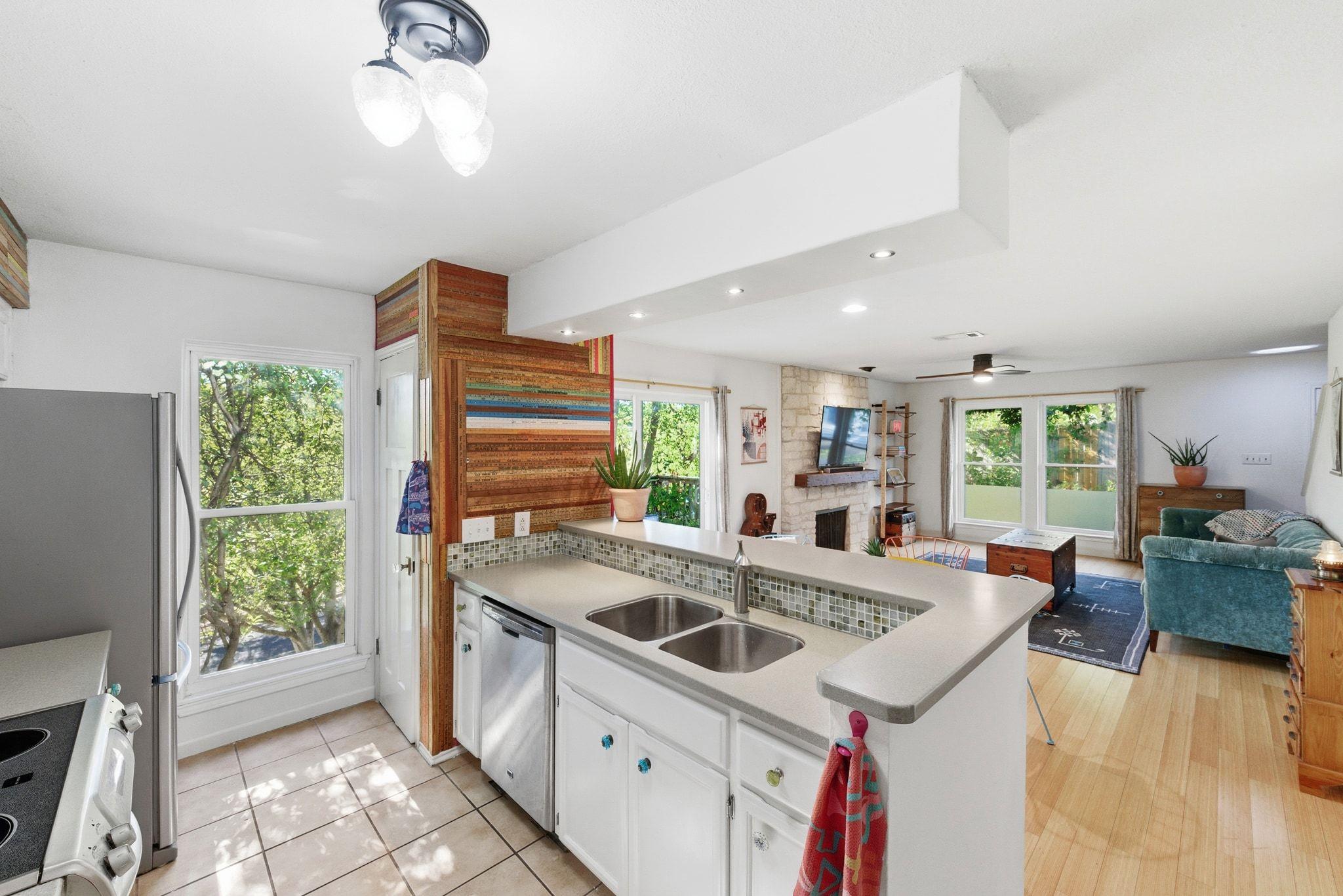 6814 Old Quarry Ln, Austin, TX 78731