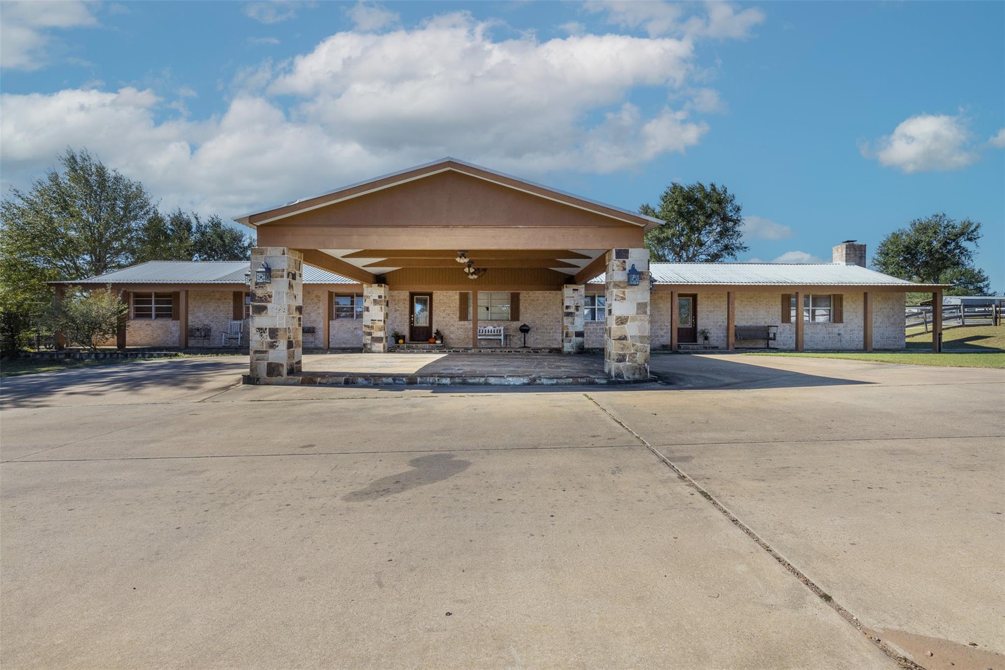 1611 Koy Road Rd, Bellville, TX 77418