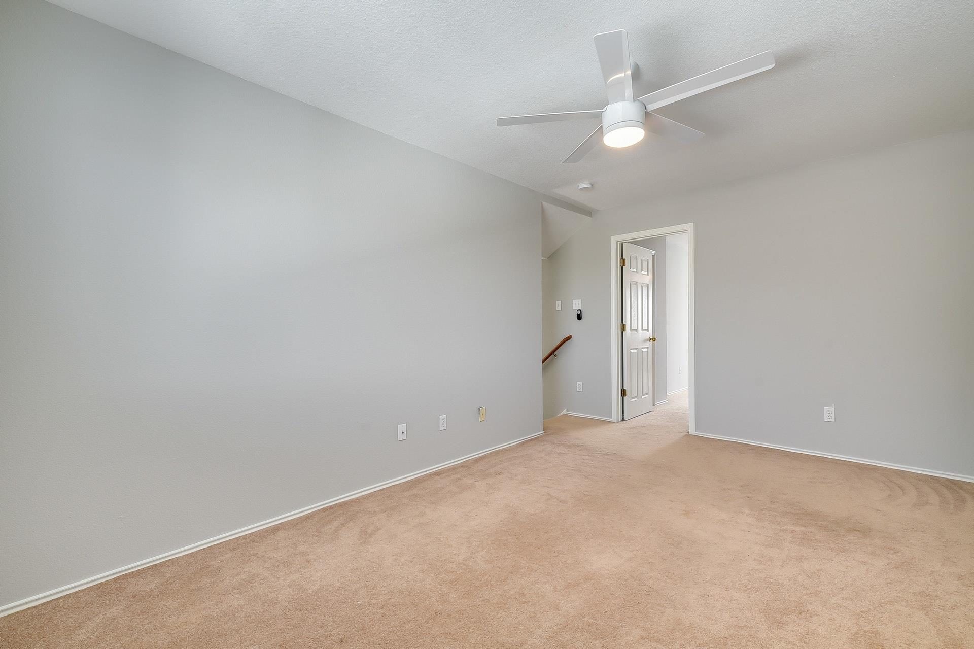 1504 E 19th St, Georgetown, TX 78626