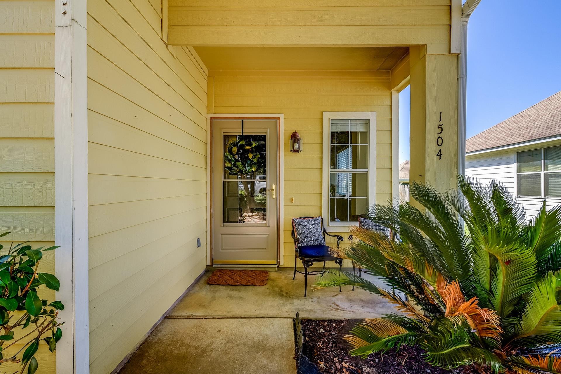 1504 E 19th St, Georgetown, TX 78626