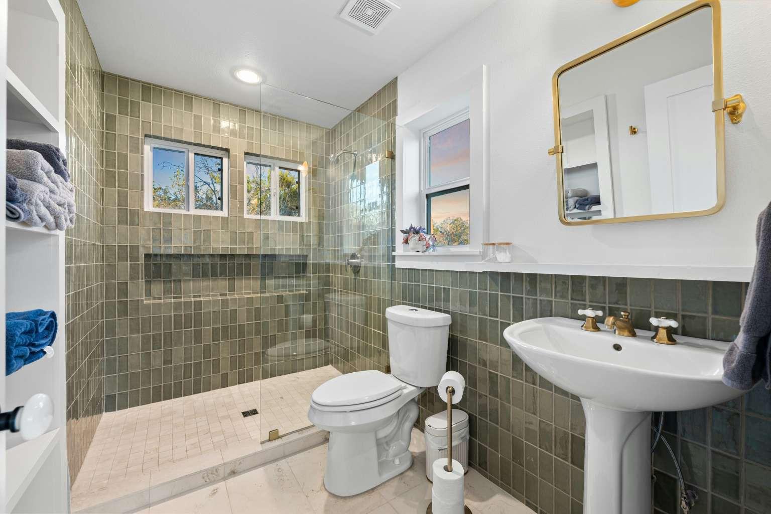 550 Cliffside Rd, Wimberley, TX 78676