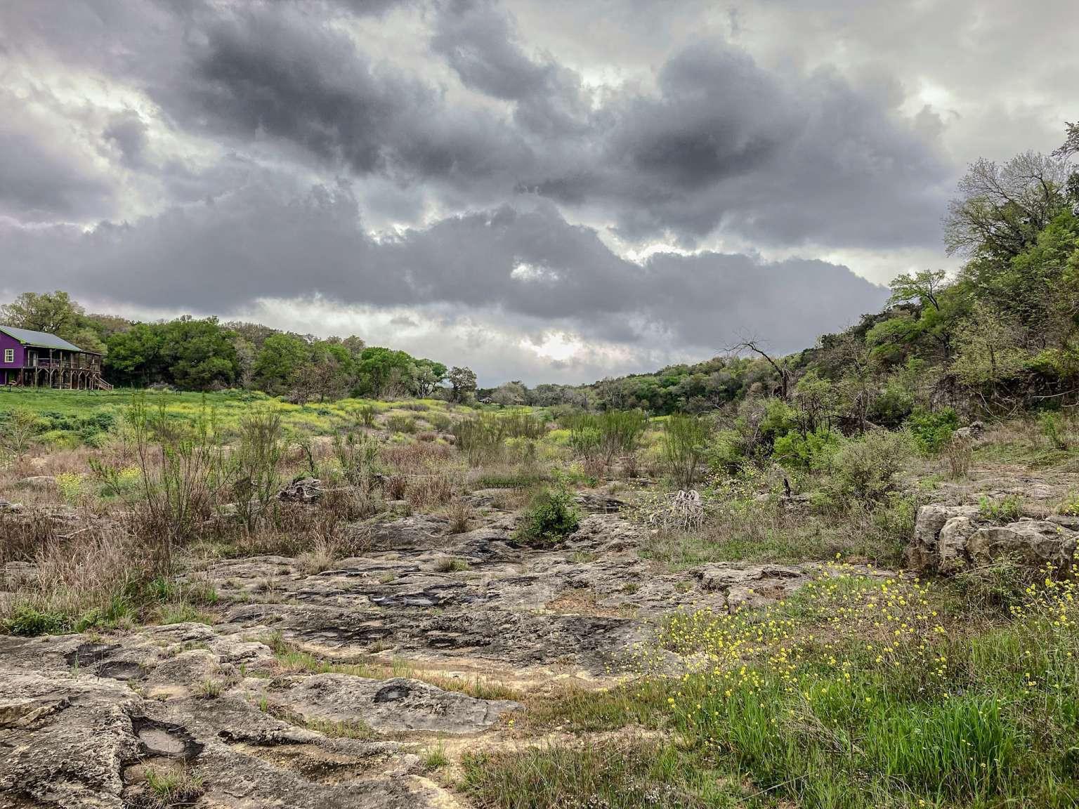 550 Cliffside Rd, Wimberley, TX 78676