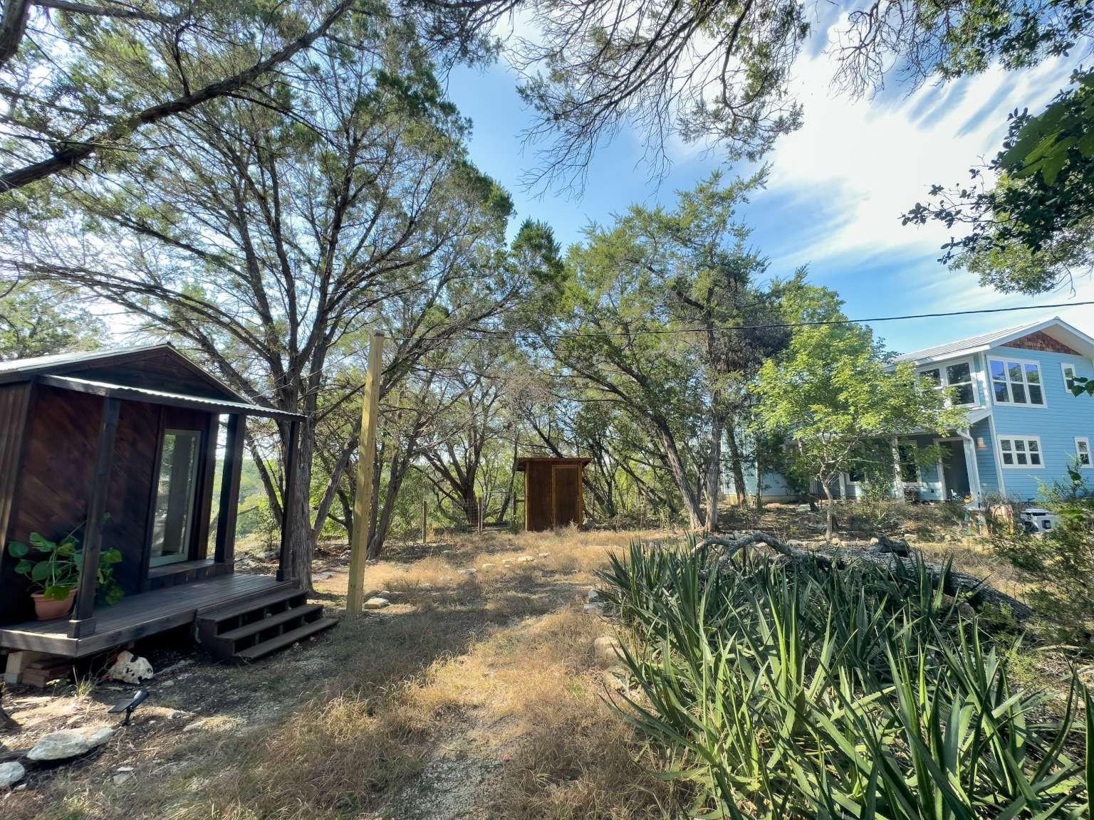550 Cliffside Rd, Wimberley, TX 78676