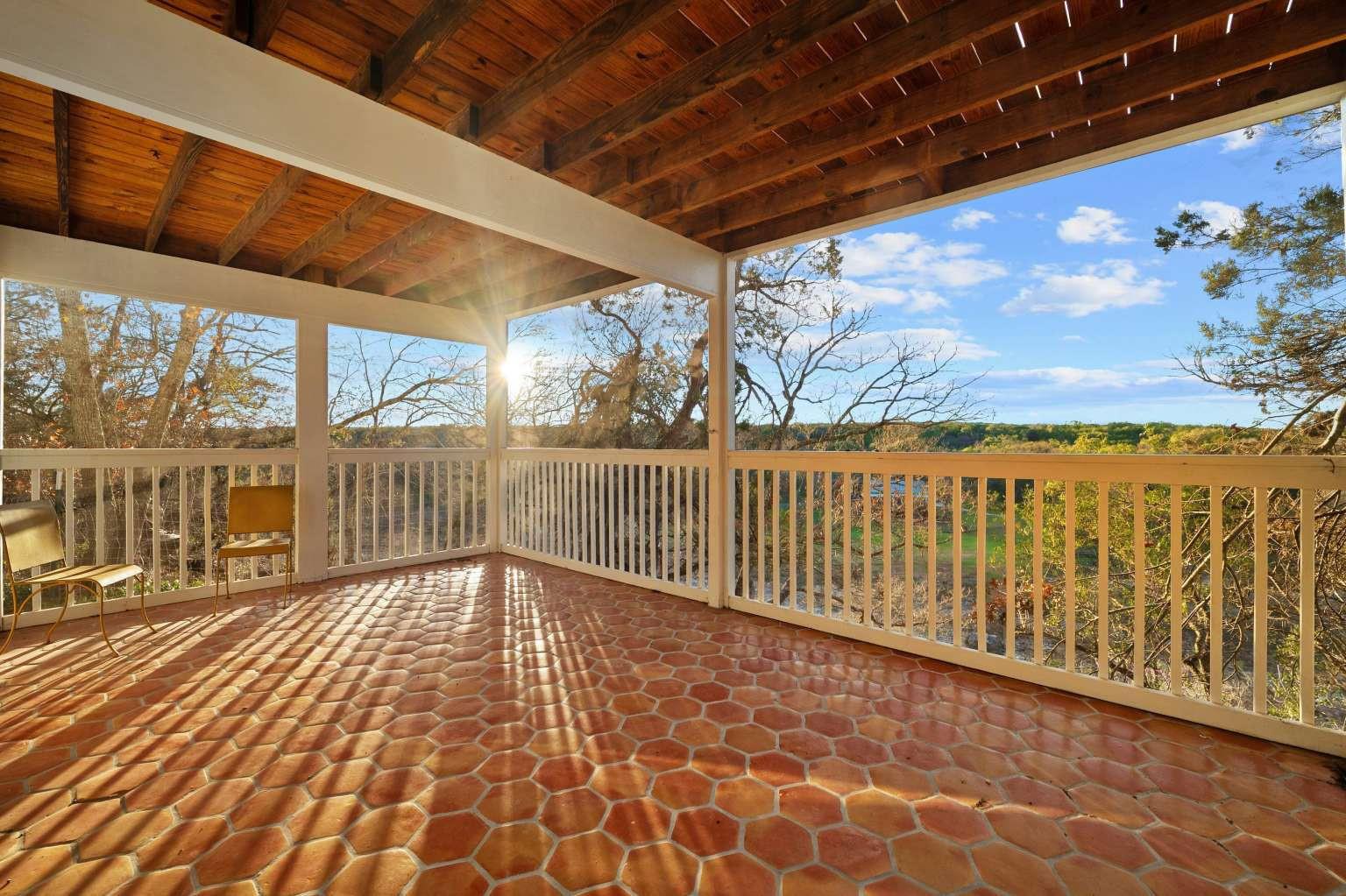 550 Cliffside Rd, Wimberley, TX 78676