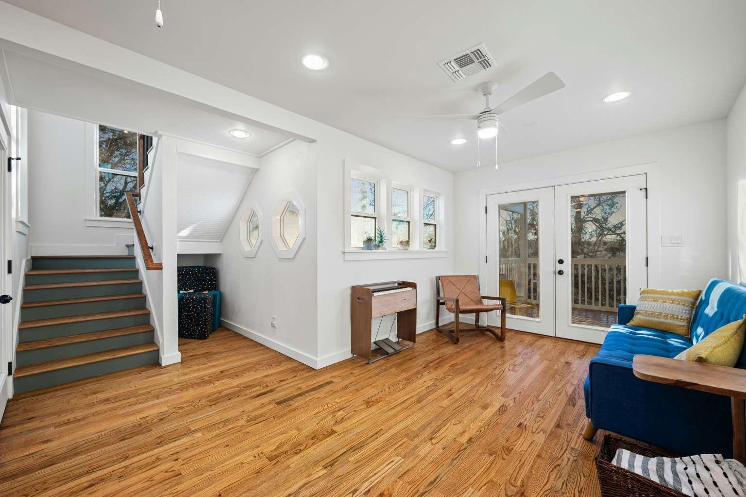 550 Cliffside Rd, Wimberley, TX 78676