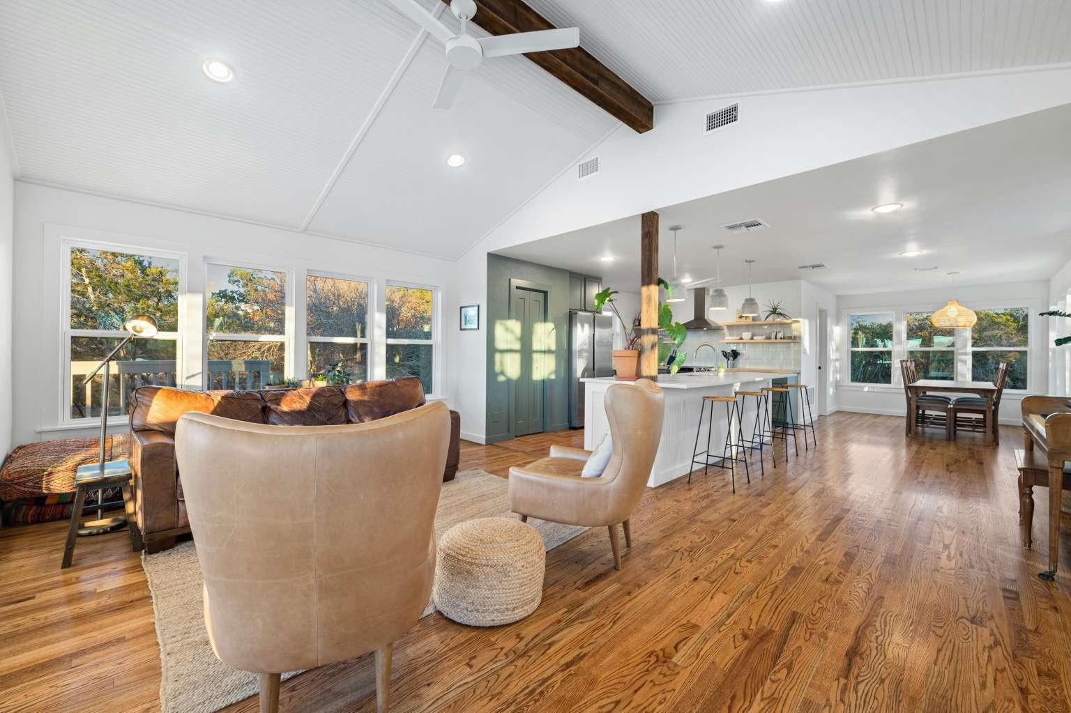 550 Cliffside Rd, Wimberley, TX 78676