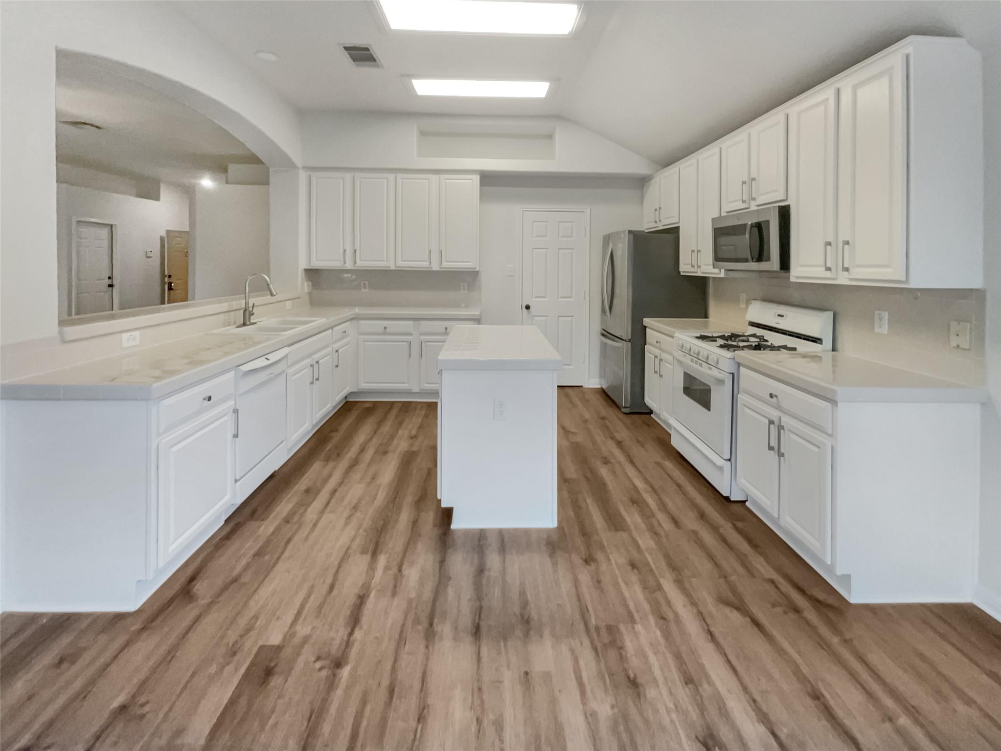 3723 Cheyenne St, Round Rock, TX 78665