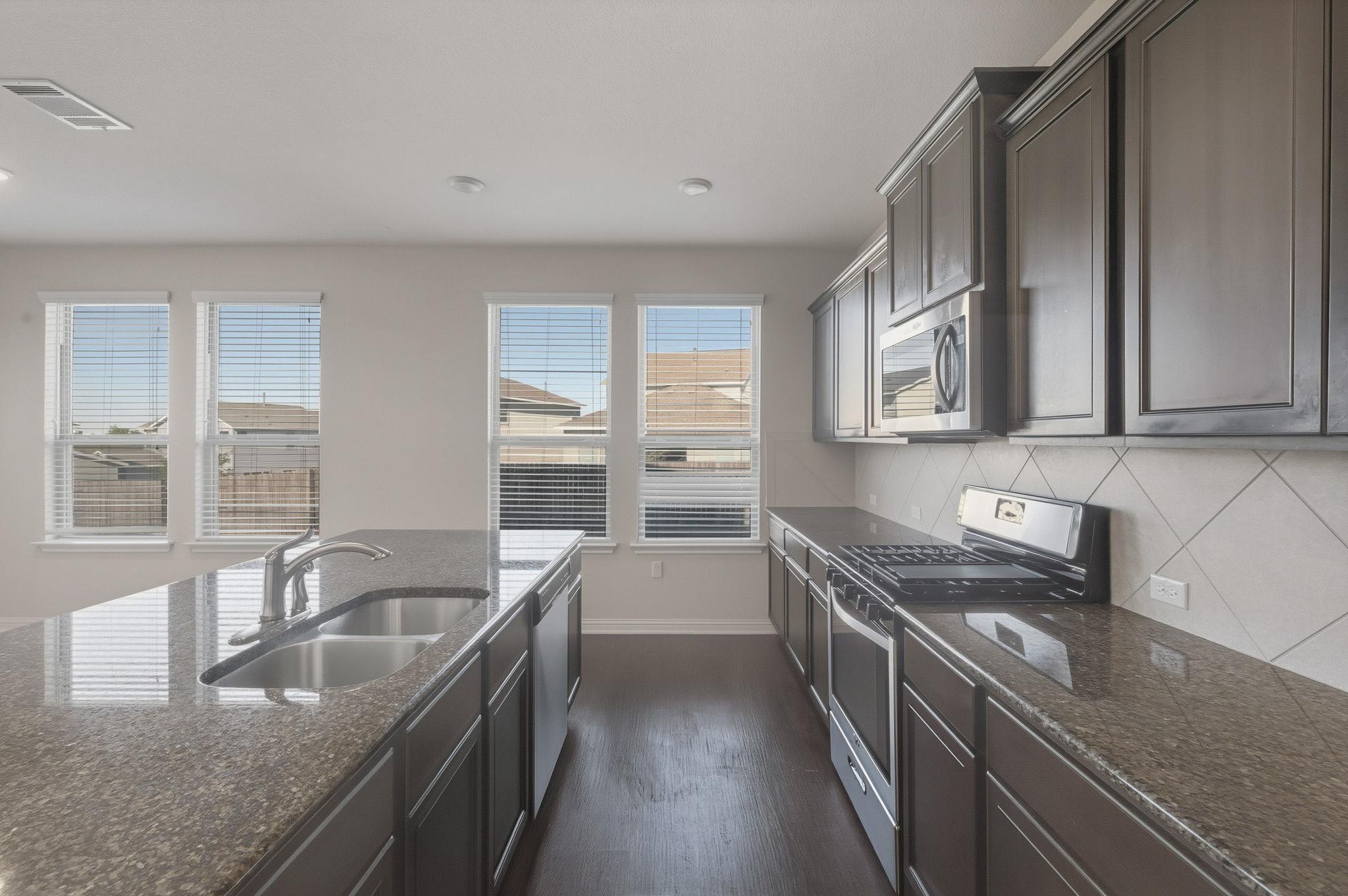 5801 Monmarte Cv, Austin, TX 78744