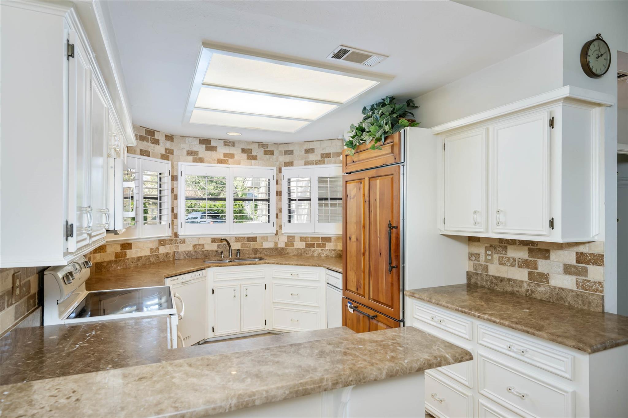5 Cypress Pt, Wimberley, TX 78676