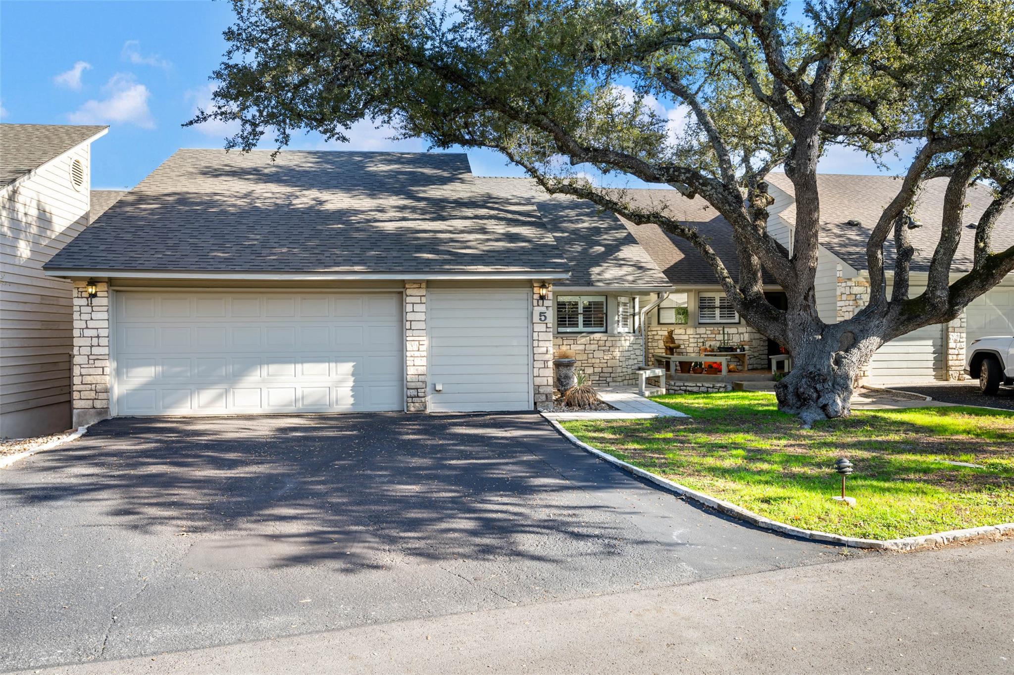 5 Cypress Pt, Wimberley, TX 78676