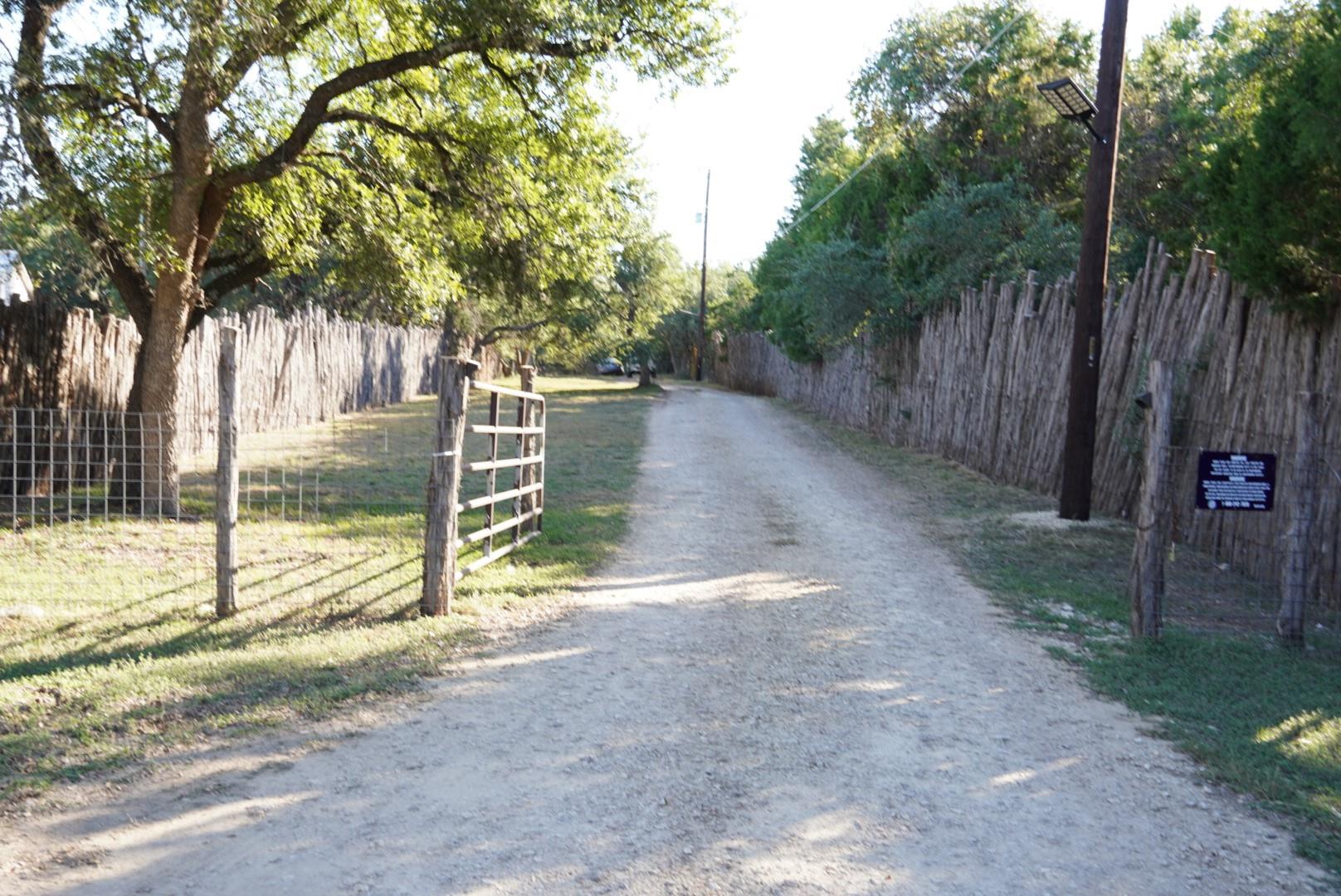 145 Lea Ln, Wimberley, TX 78676