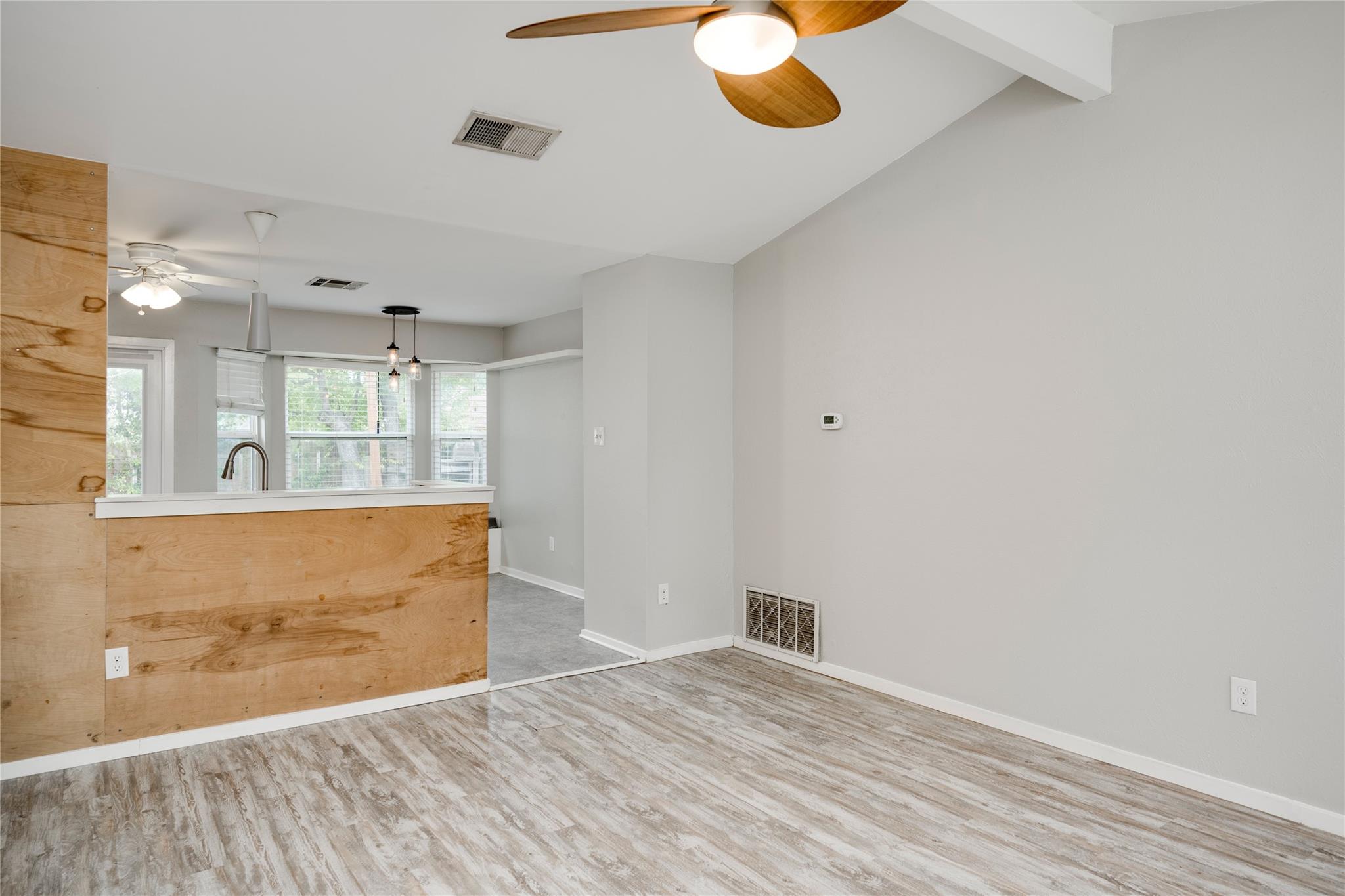 8700 Soho Dr, Austin, TX 78748