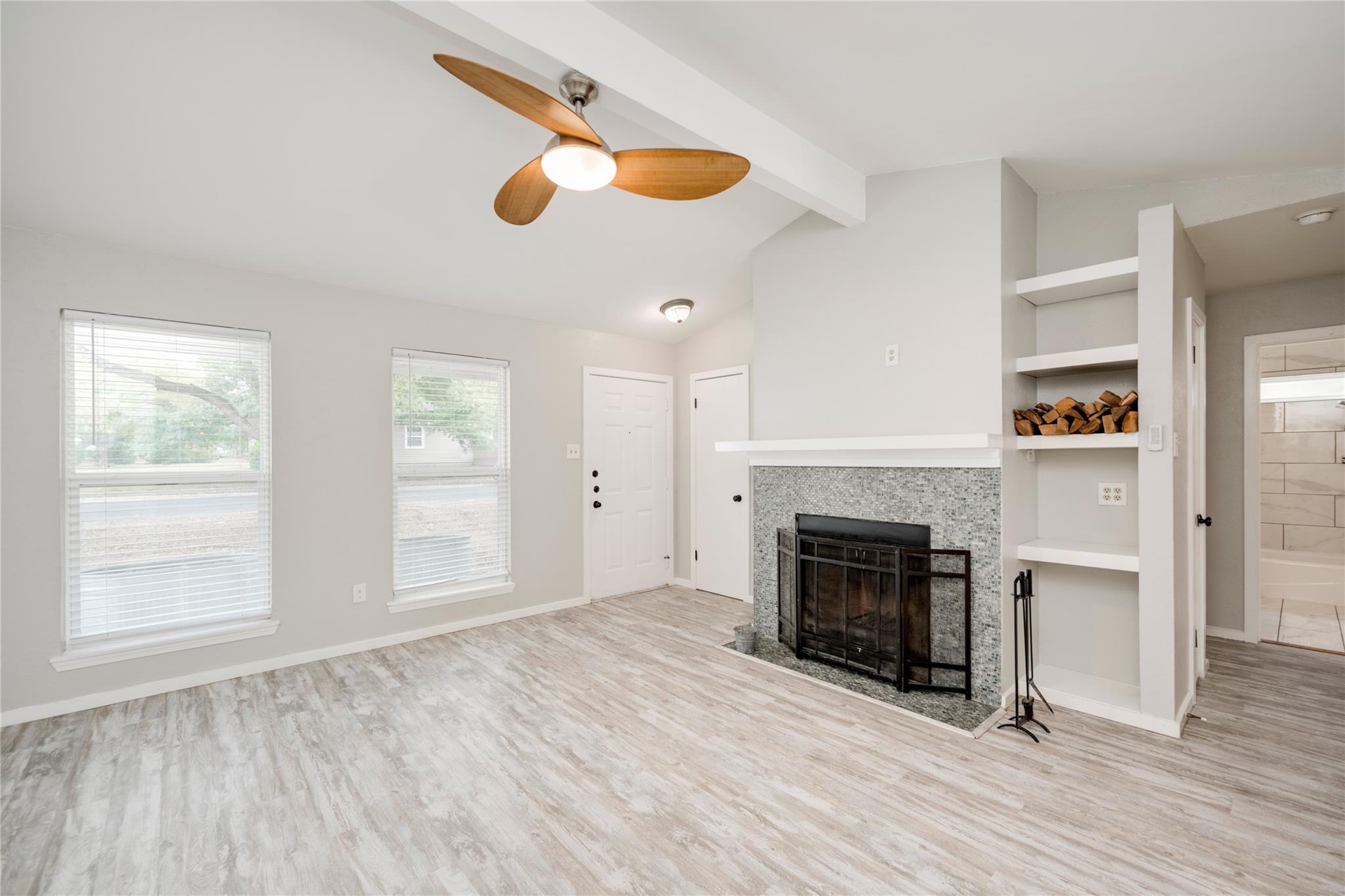 8700 Soho Dr, Austin, TX 78748