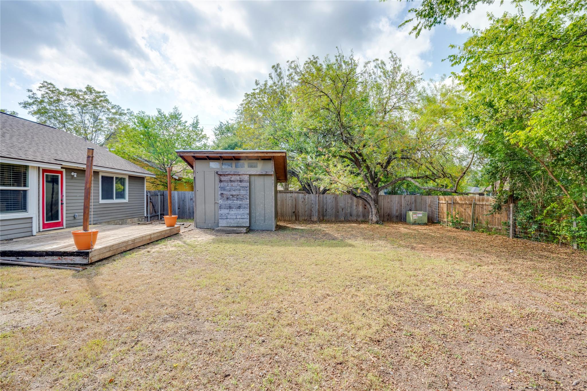 8700 Soho Dr, Austin, TX 78748