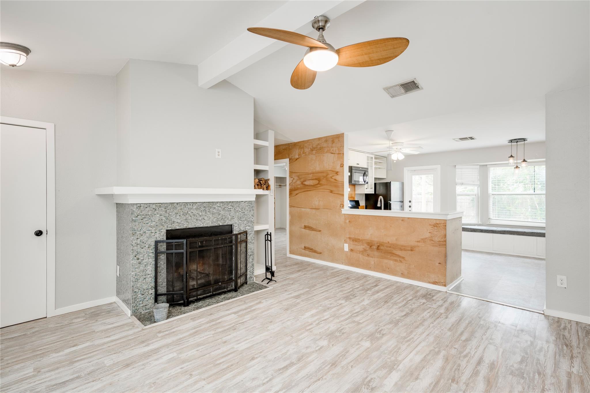 8700 Soho Dr, Austin, TX 78748