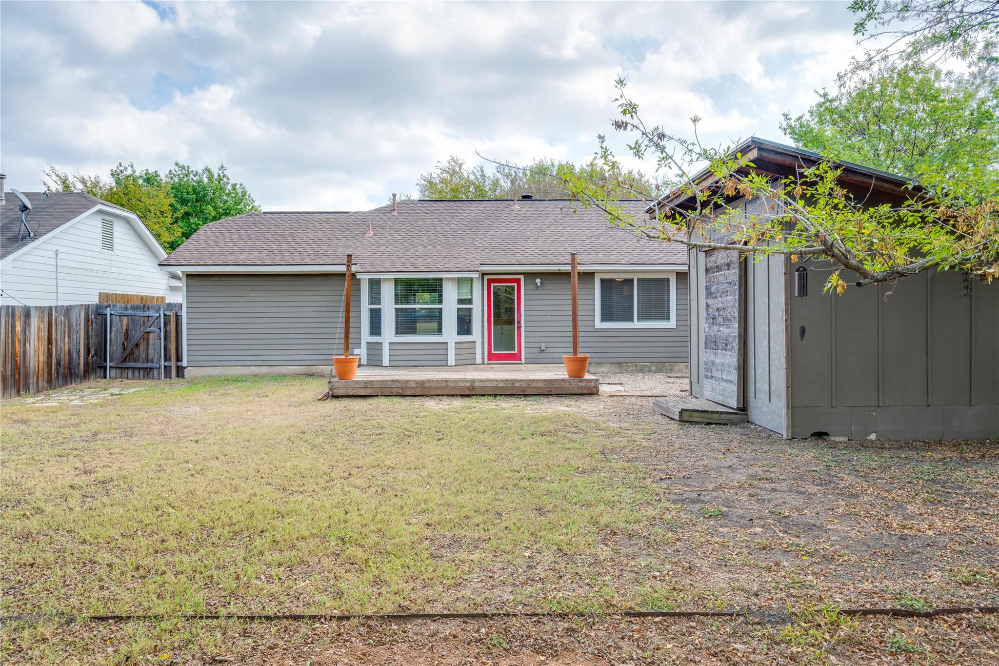 8700 Soho Dr, Austin, TX 78748