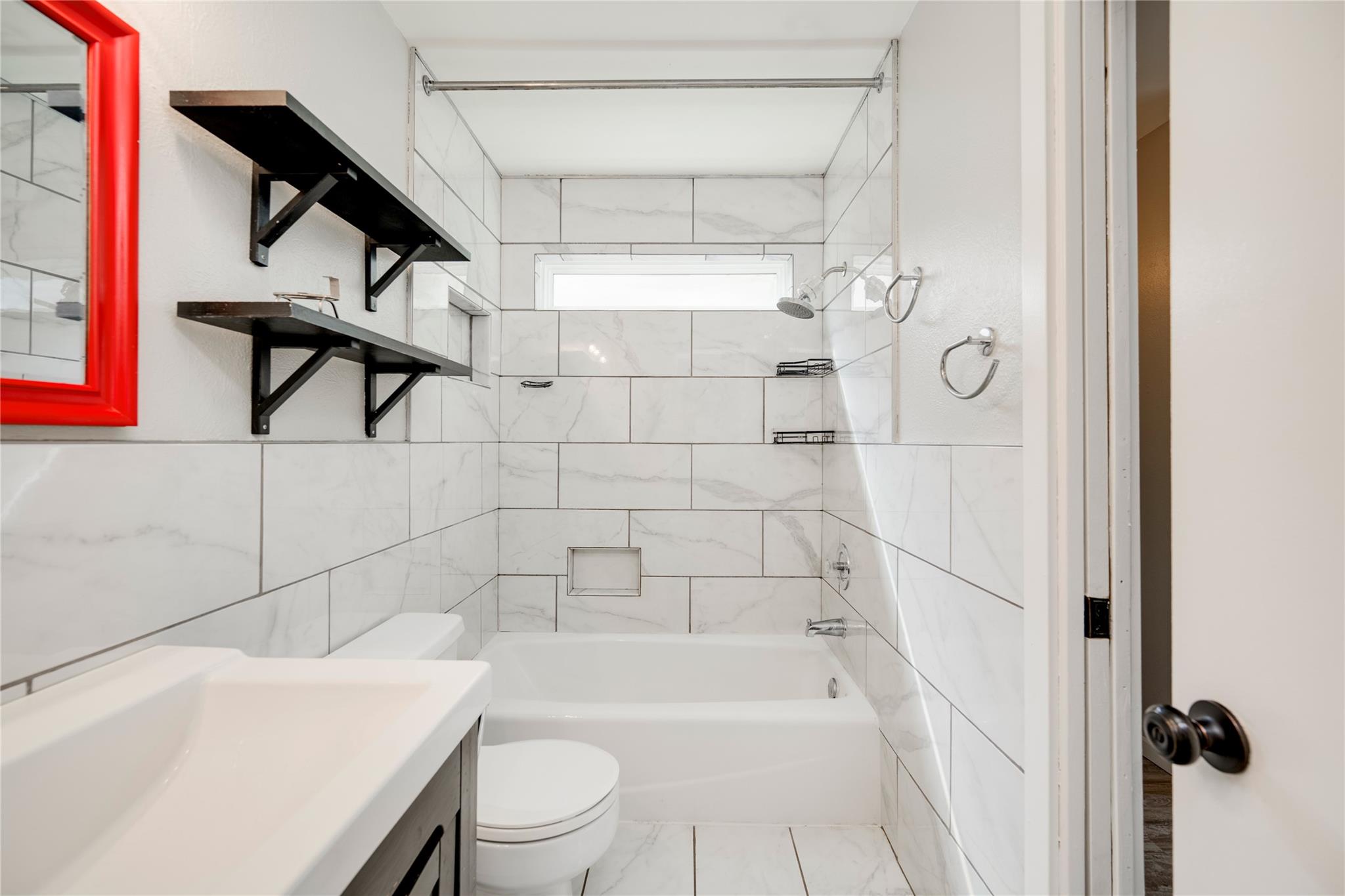 8700 Soho Dr, Austin, TX 78748