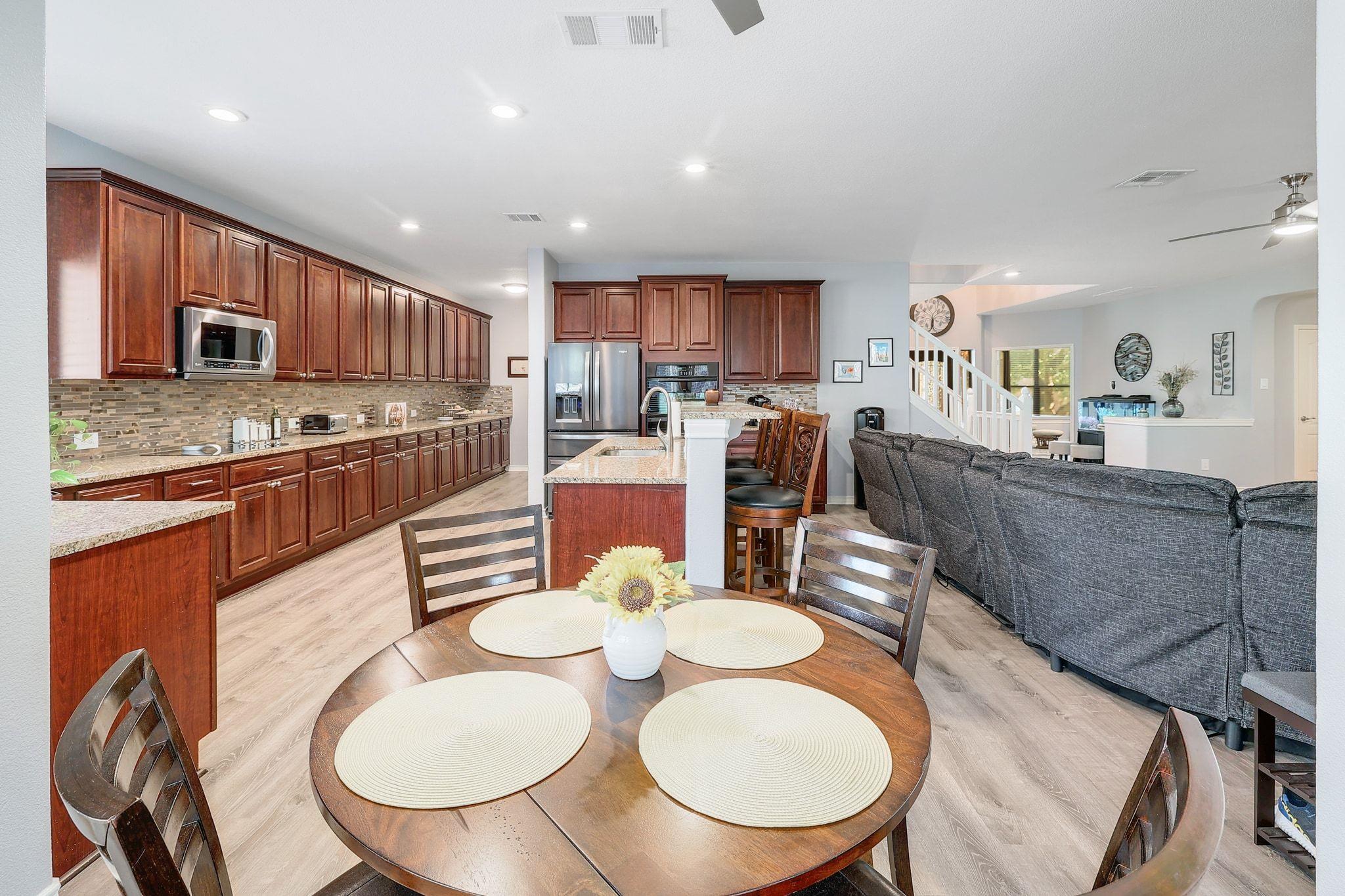 2500 Midnight Star Dr, Cedar Park, TX 78613