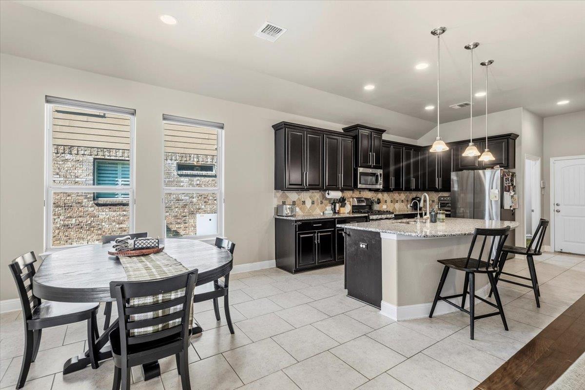 18008 Crimson Apple Way, Pflugerville, TX 78660