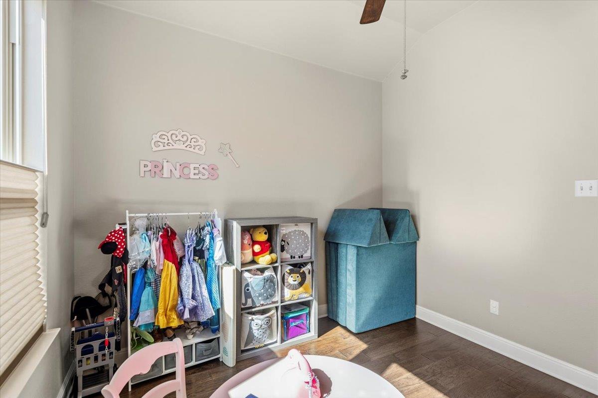 18008 Crimson Apple Way, Pflugerville, TX 78660