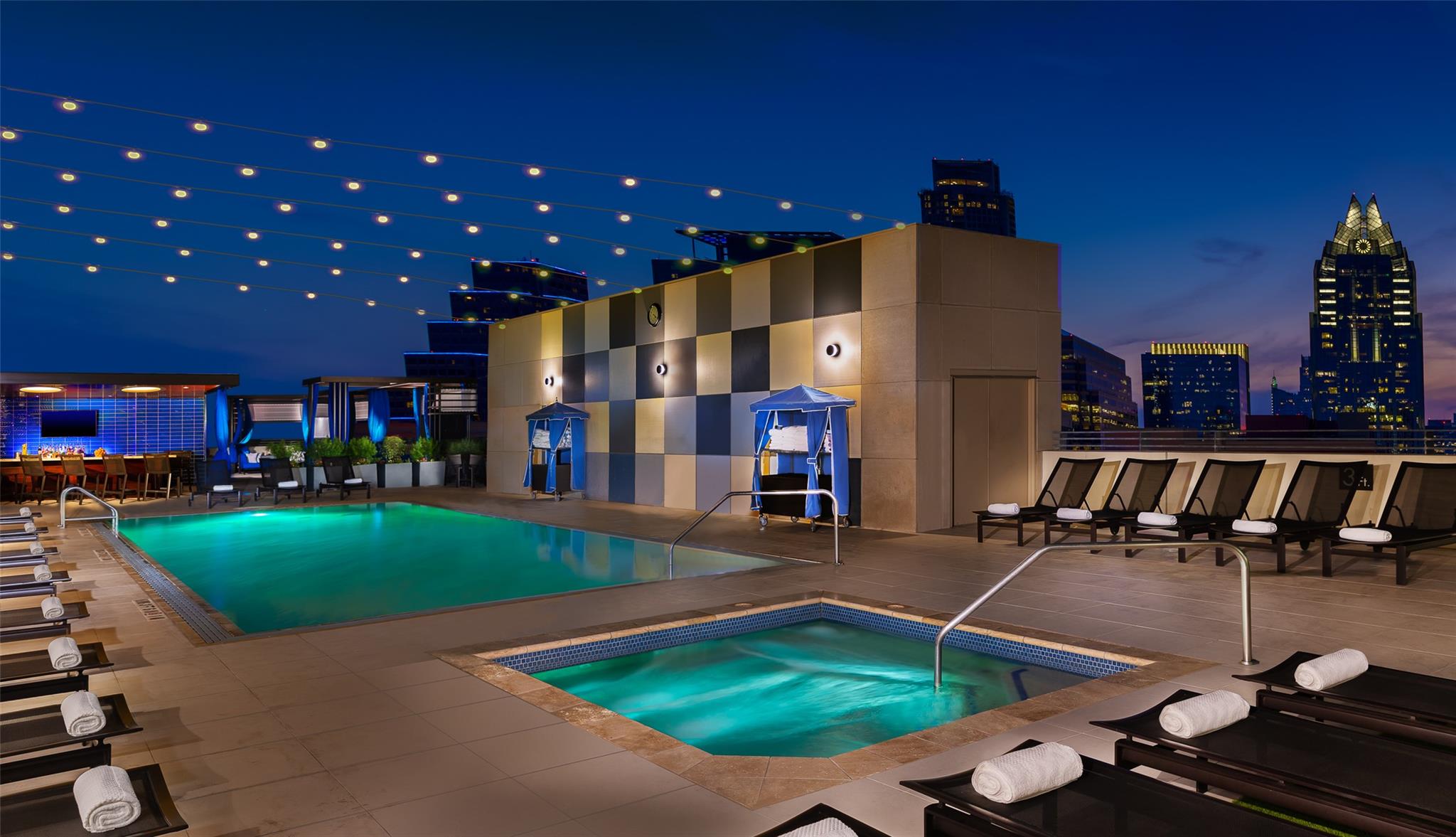 555 E 5th St # 911, Austin, TX 78701