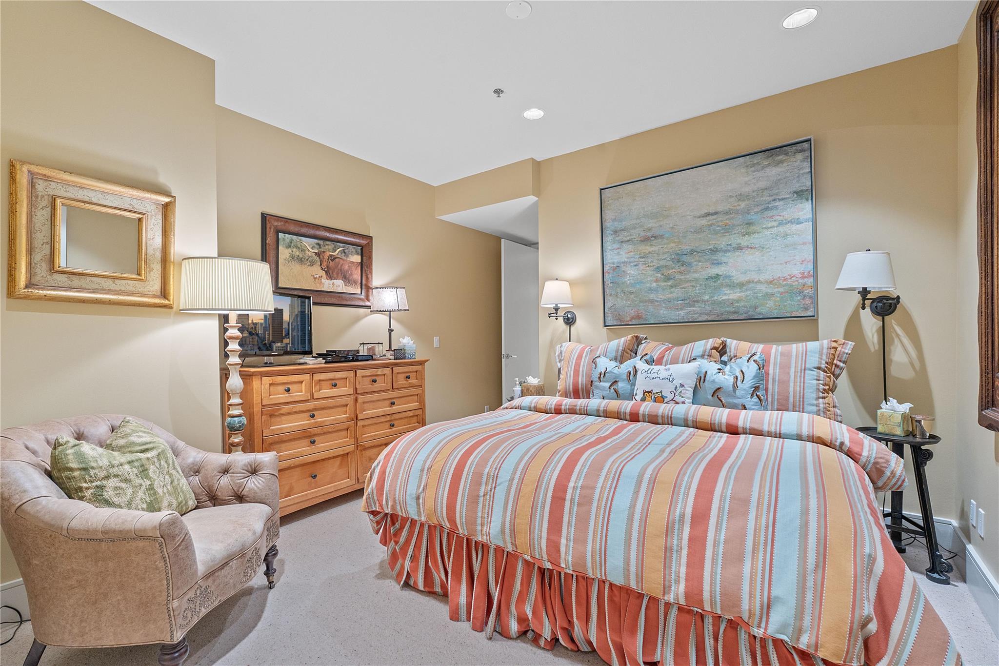 555 E 5th St # 911, Austin, TX 78701