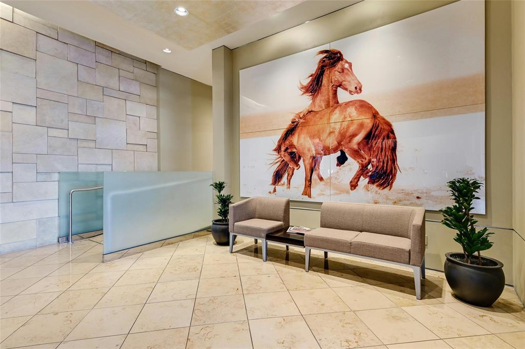 555 E 5th St # 911, Austin, TX 78701