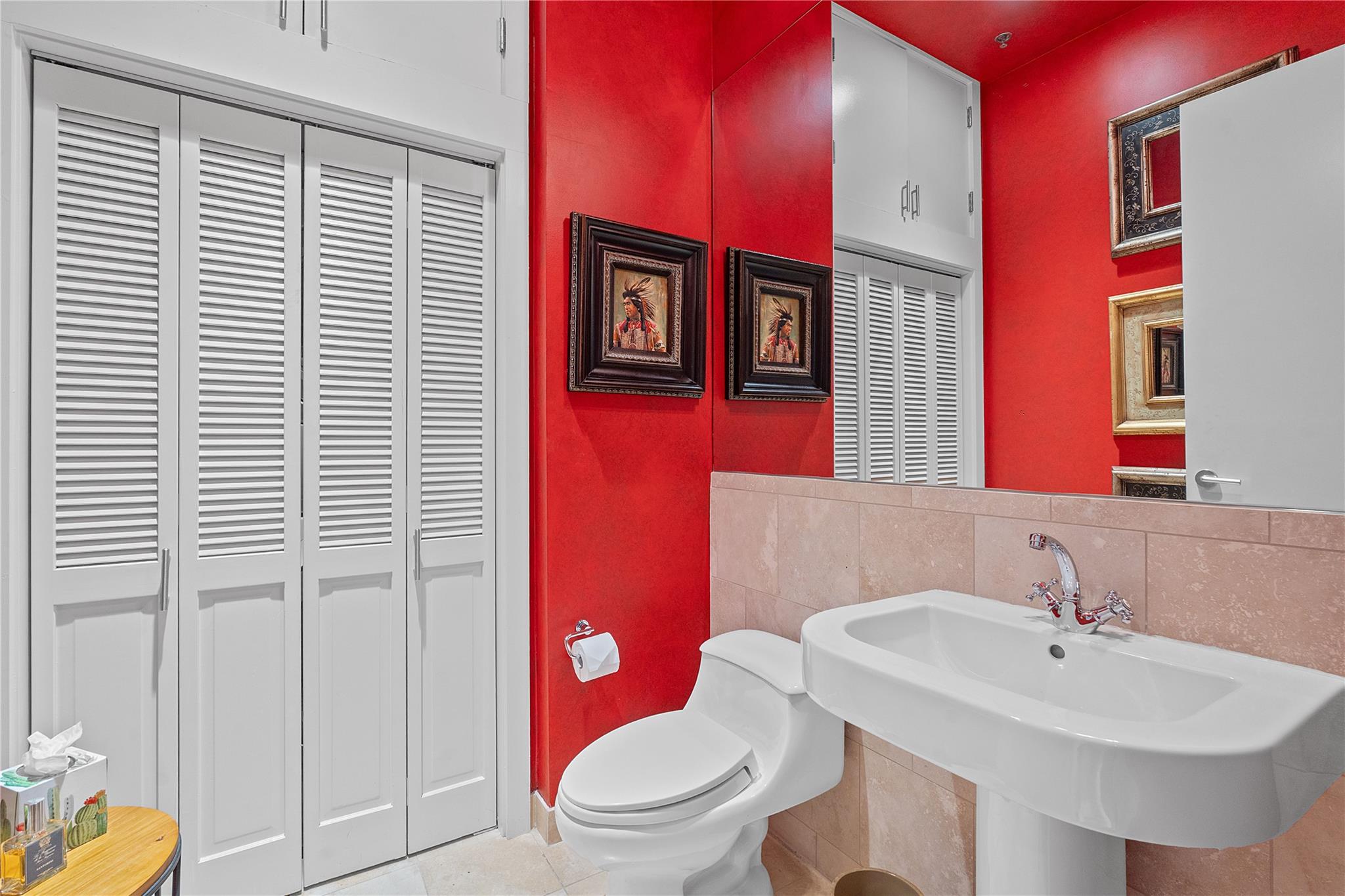 555 E 5th St # 911, Austin, TX 78701