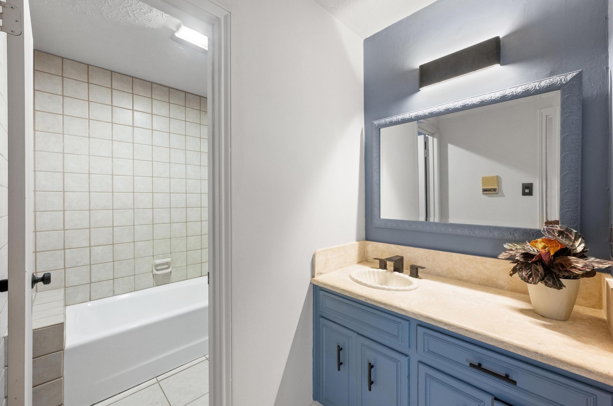 10923 Preston Trails Dr, Austin, TX 78747