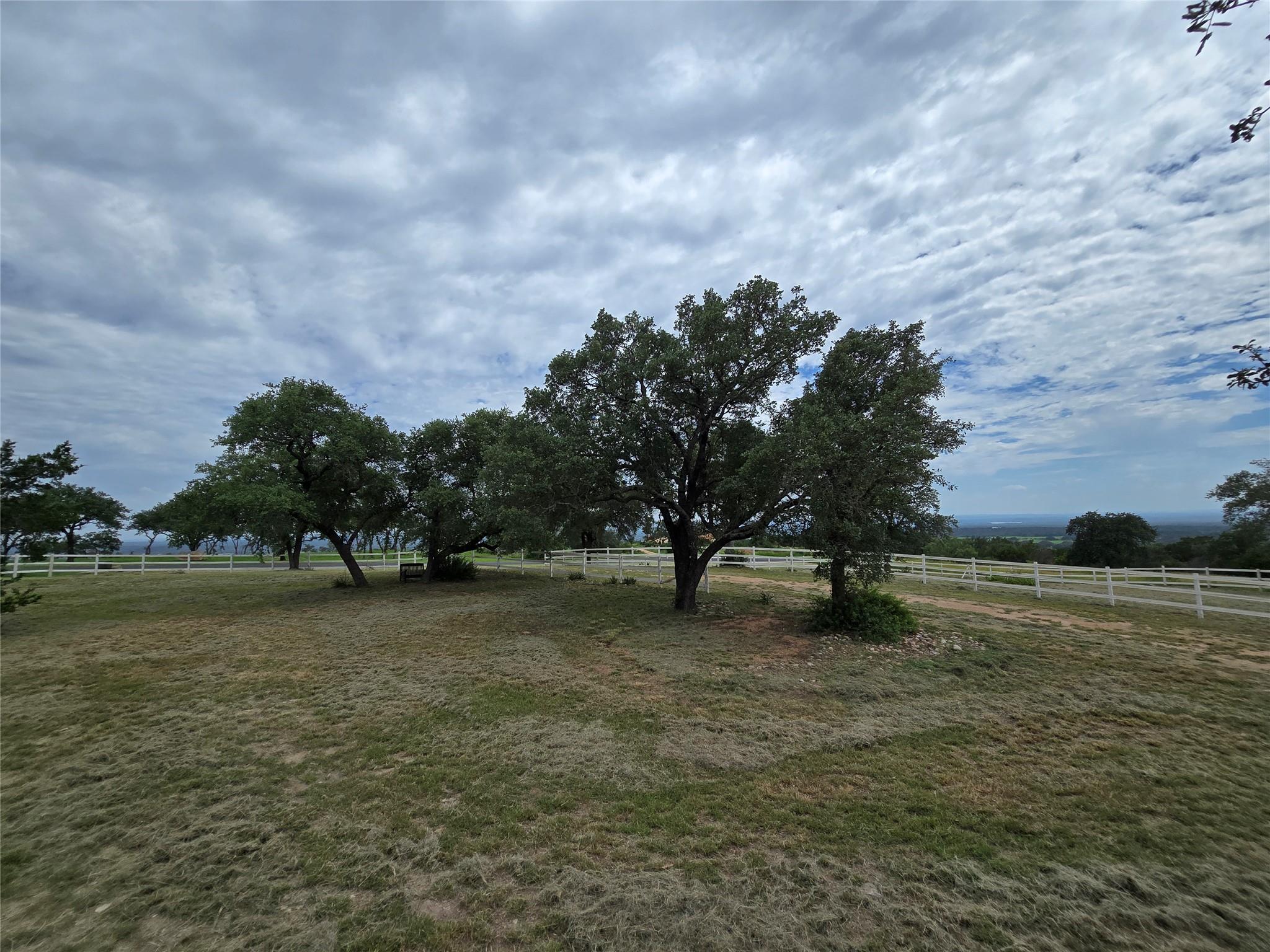 1251 Stone Mountain Dr, Marble Falls, TX 78654