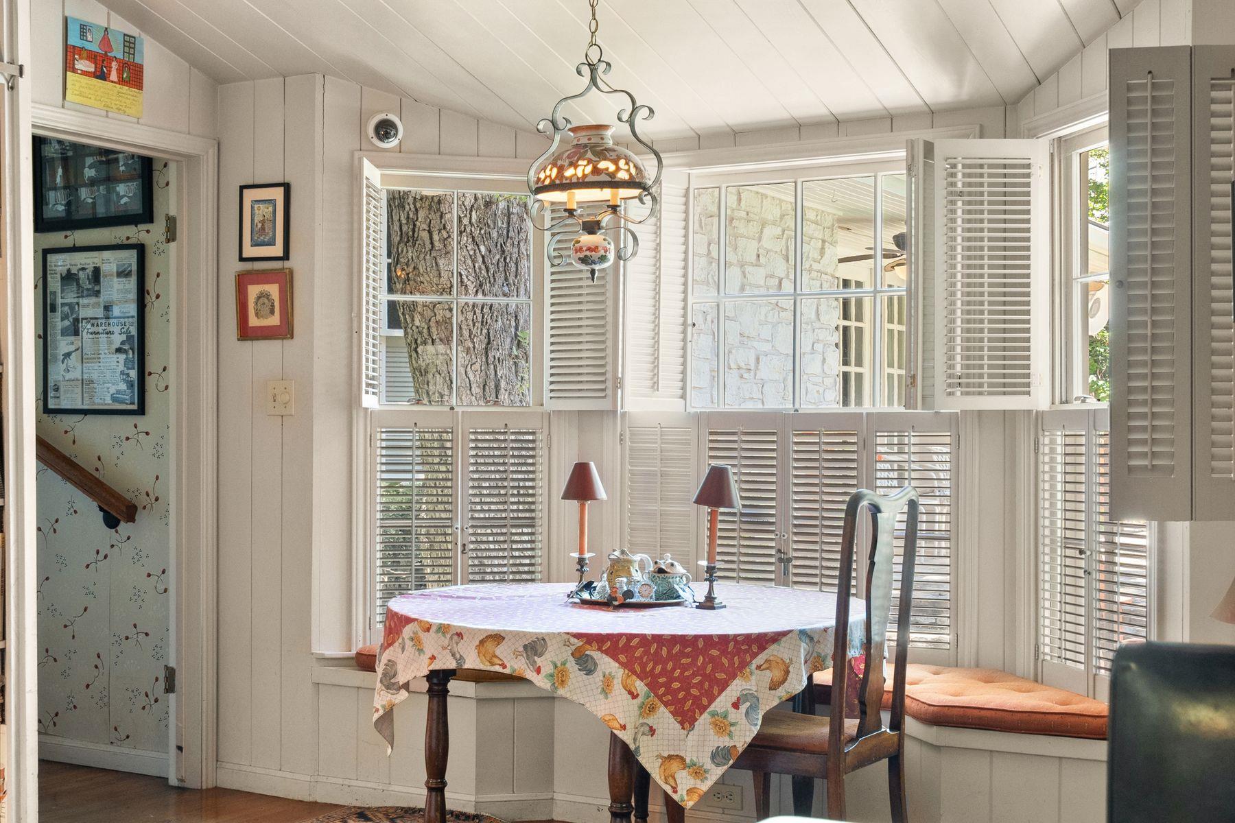 1510 Gaston Ave, Austin, TX 78703