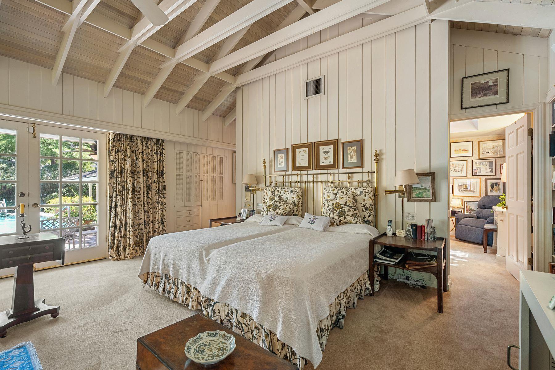 1510 Gaston Ave, Austin, TX 78703