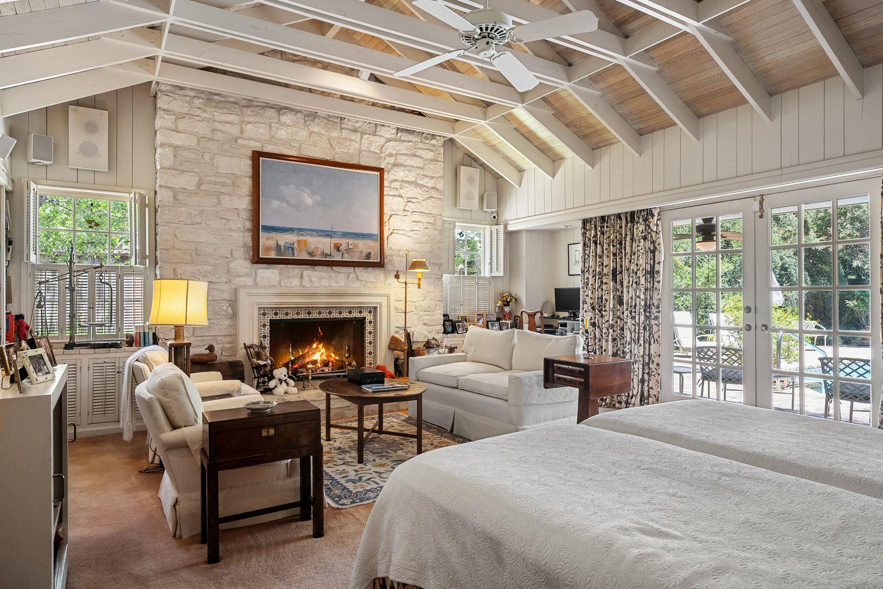 1510 Gaston Ave, Austin, TX 78703