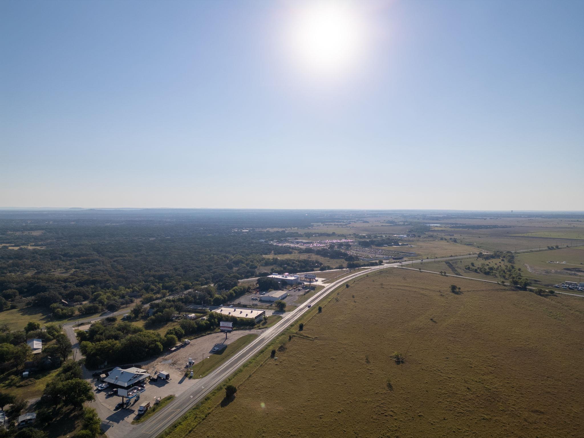 112 Loop 308, Briggs, TX 78608