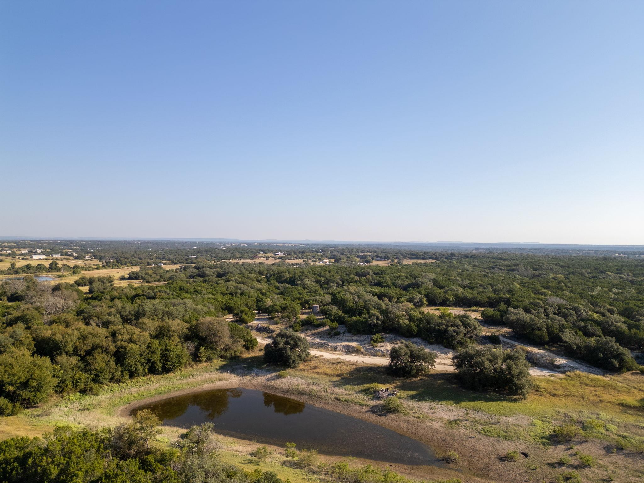 112 Loop 308, Briggs, TX 78608