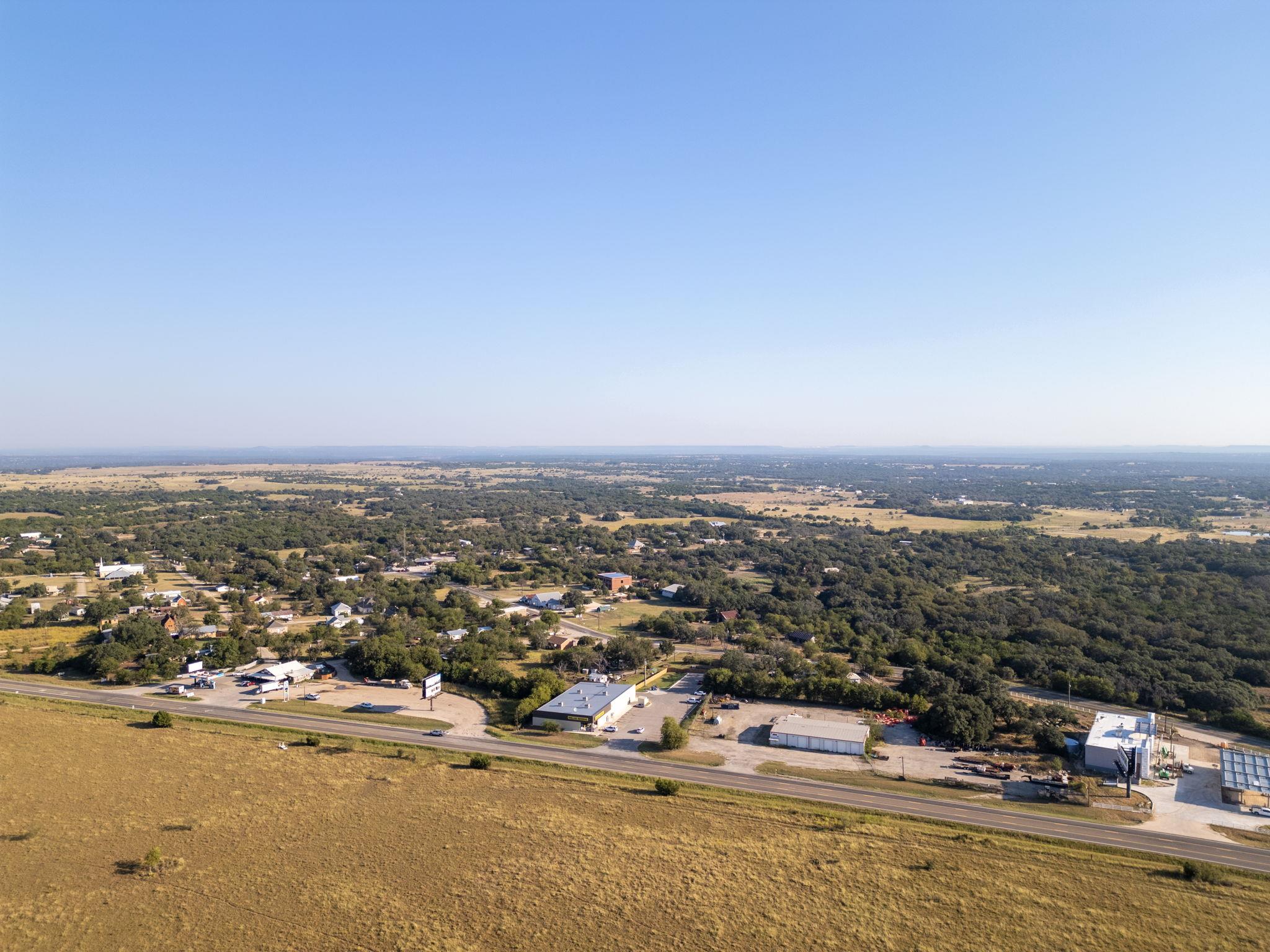 112 Loop 308, Briggs, TX 78608