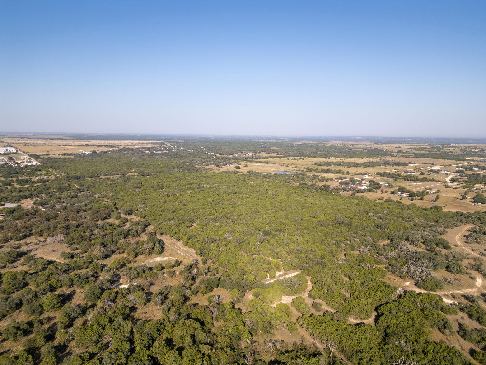 112 Loop 308, Briggs, TX 78608