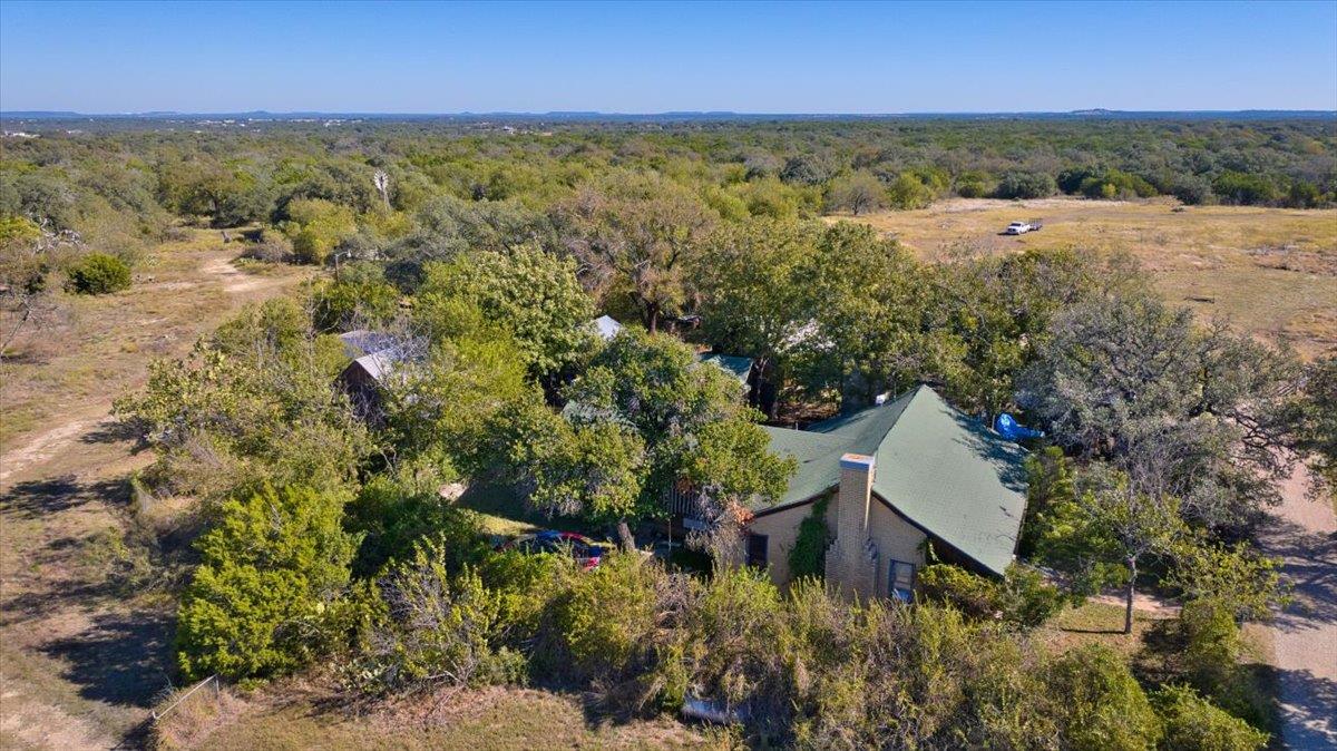 112 Loop 308, Briggs, TX 78608