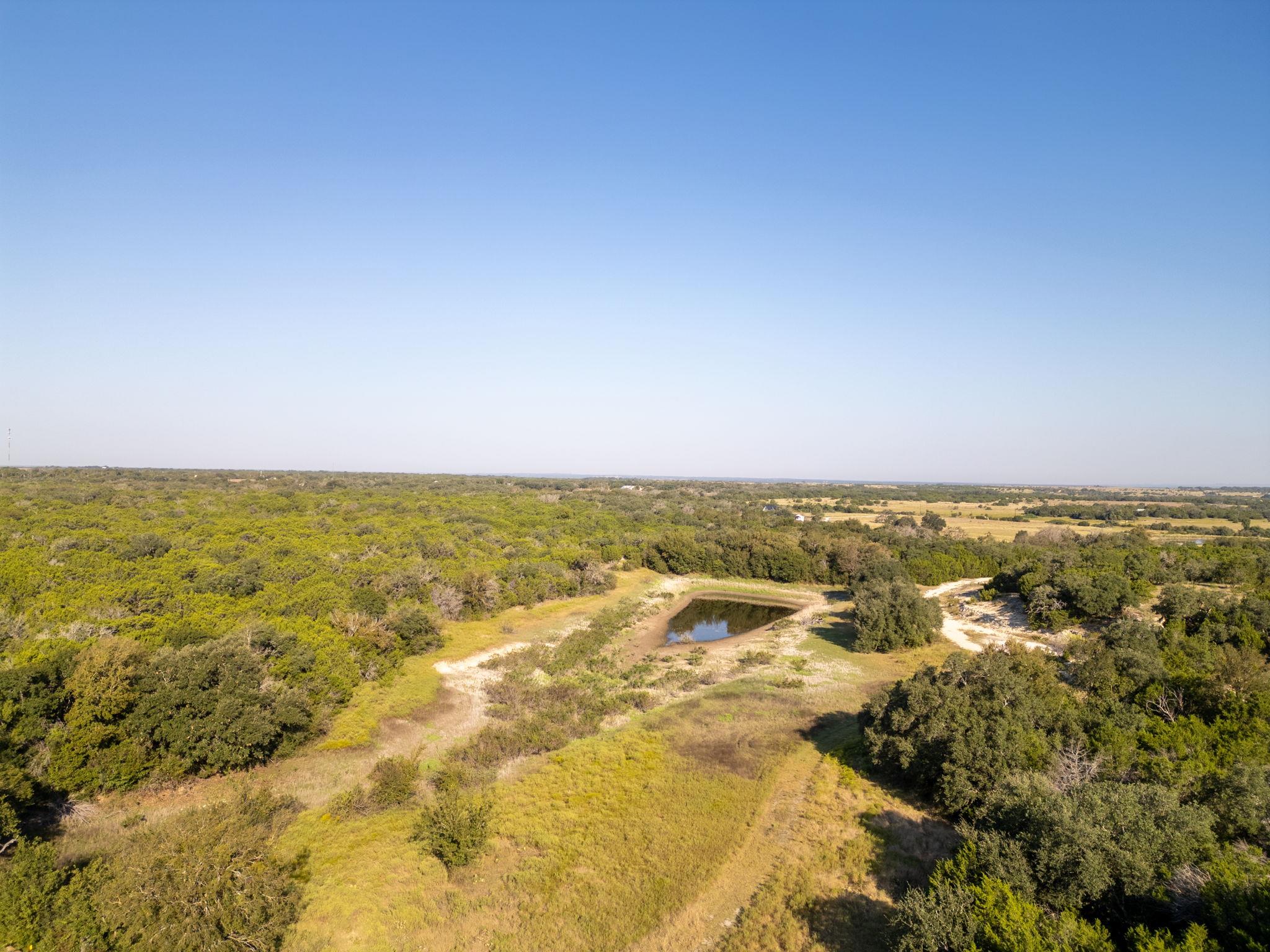 112 Loop 308, Briggs, TX 78608