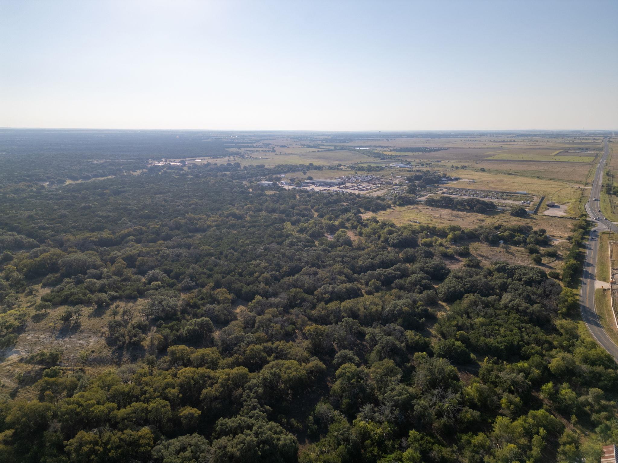 112 Loop 308, Briggs, TX 78608