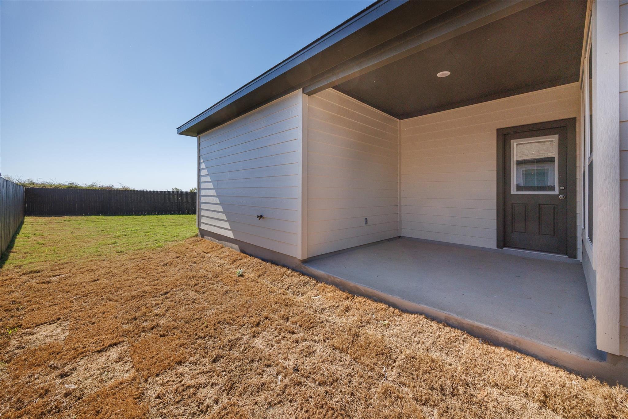 445 Cross Barn Blvd # B, Buda, TX 78610