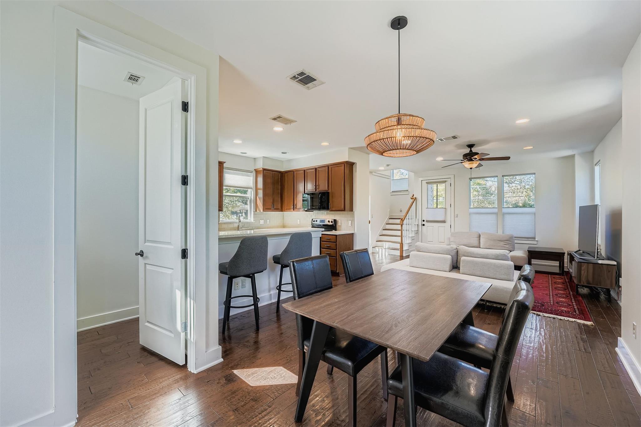 2709 E 13th St, Austin, TX 78702