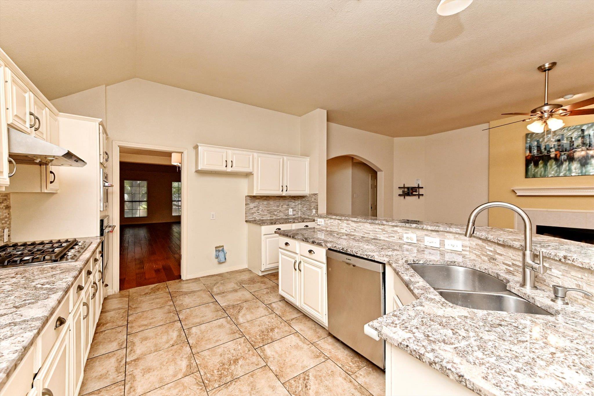 13004 Scofield Farms Dr, Austin, TX 78727