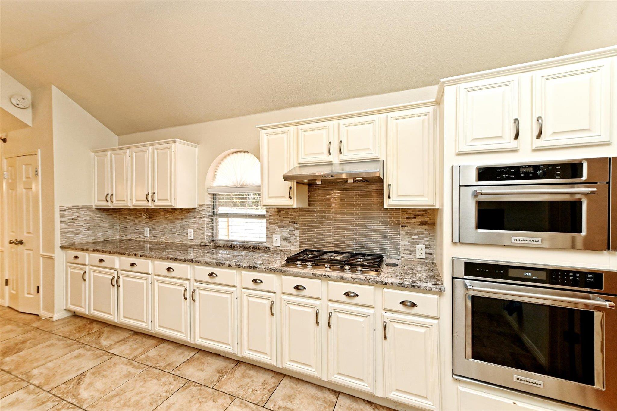 13004 Scofield Farms Dr, Austin, TX 78727