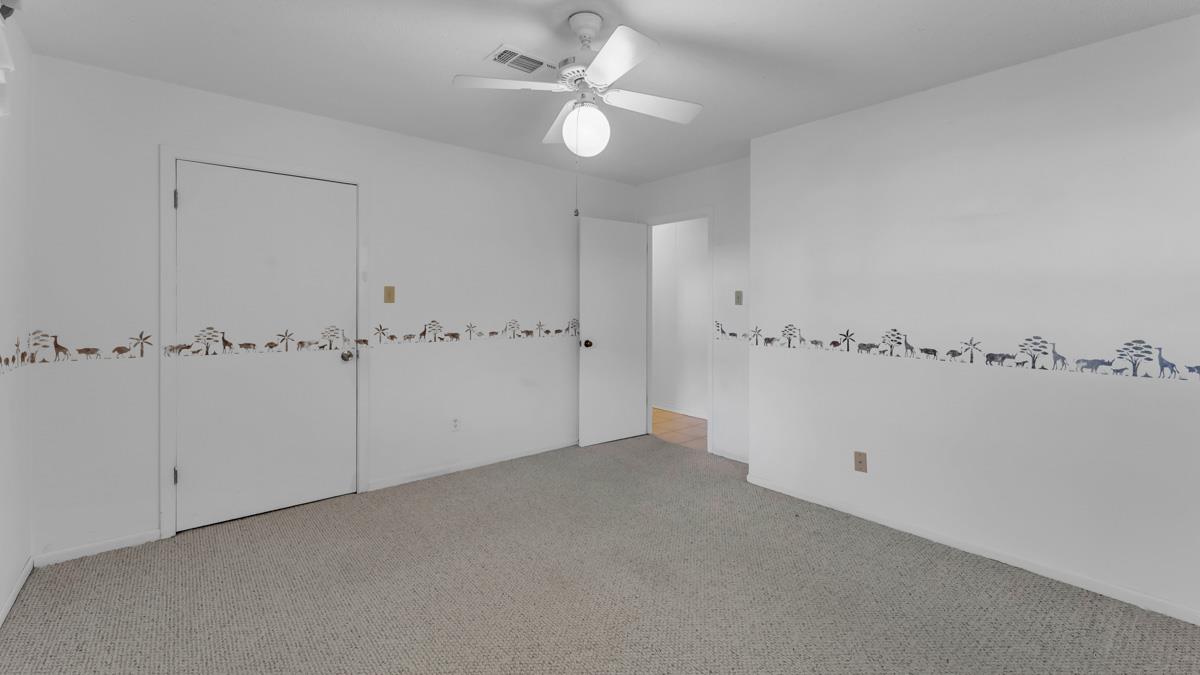 105 Agarita Dr, Burnet, TX 78611