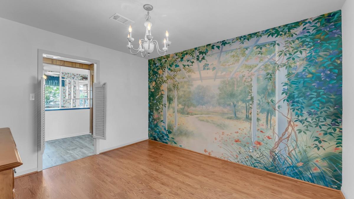 105 Agarita Dr, Burnet, TX 78611