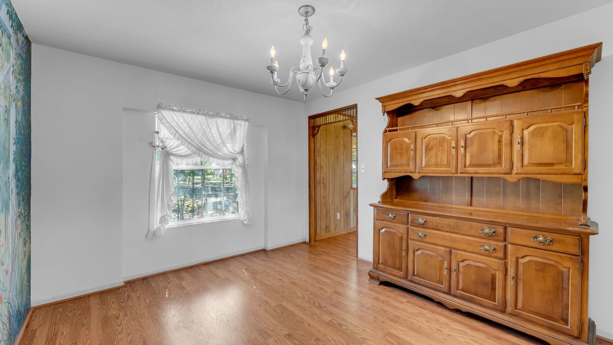 105 Agarita Dr, Burnet, TX 78611