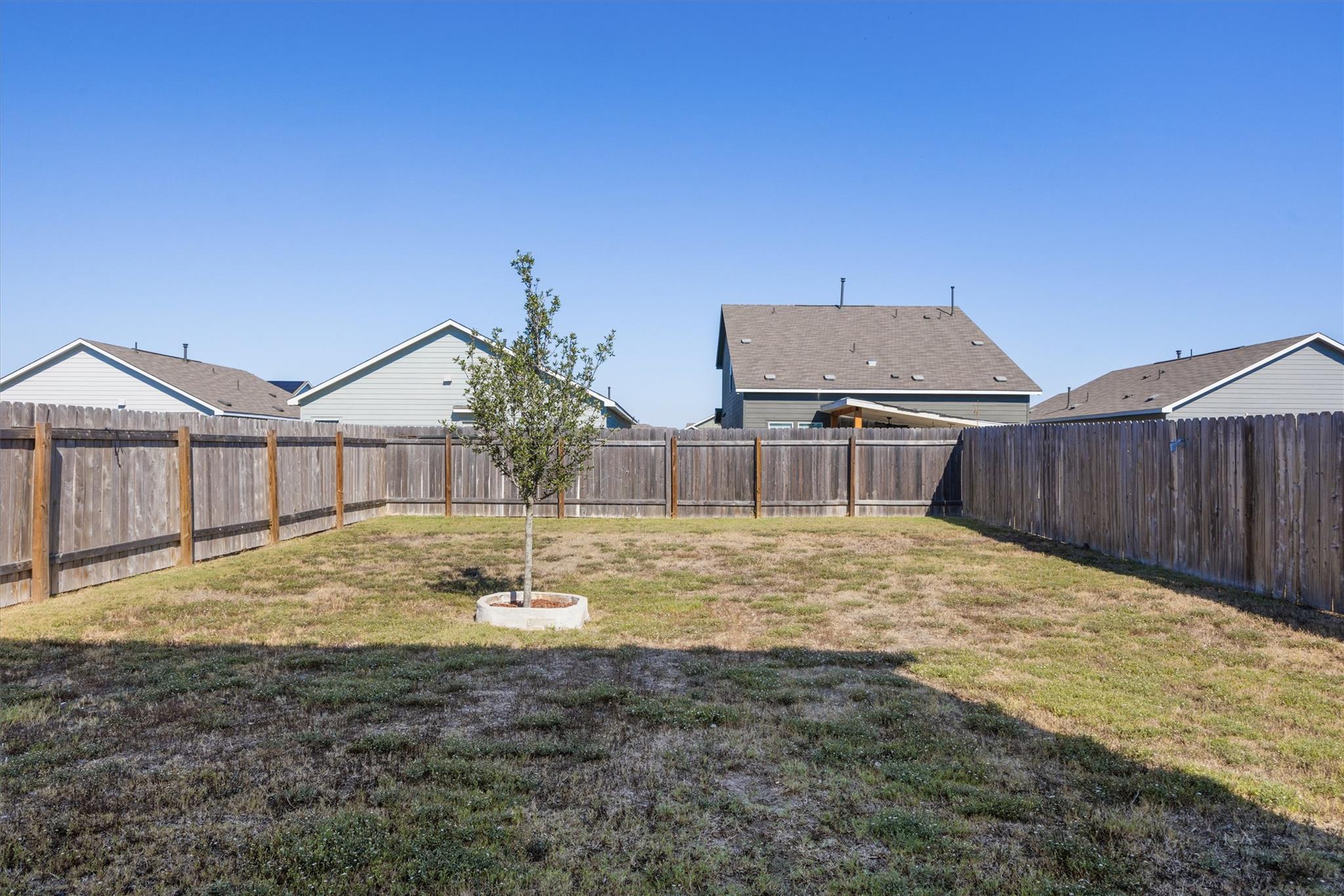 13520 Knights Branch Dr, Elgin, TX 78621