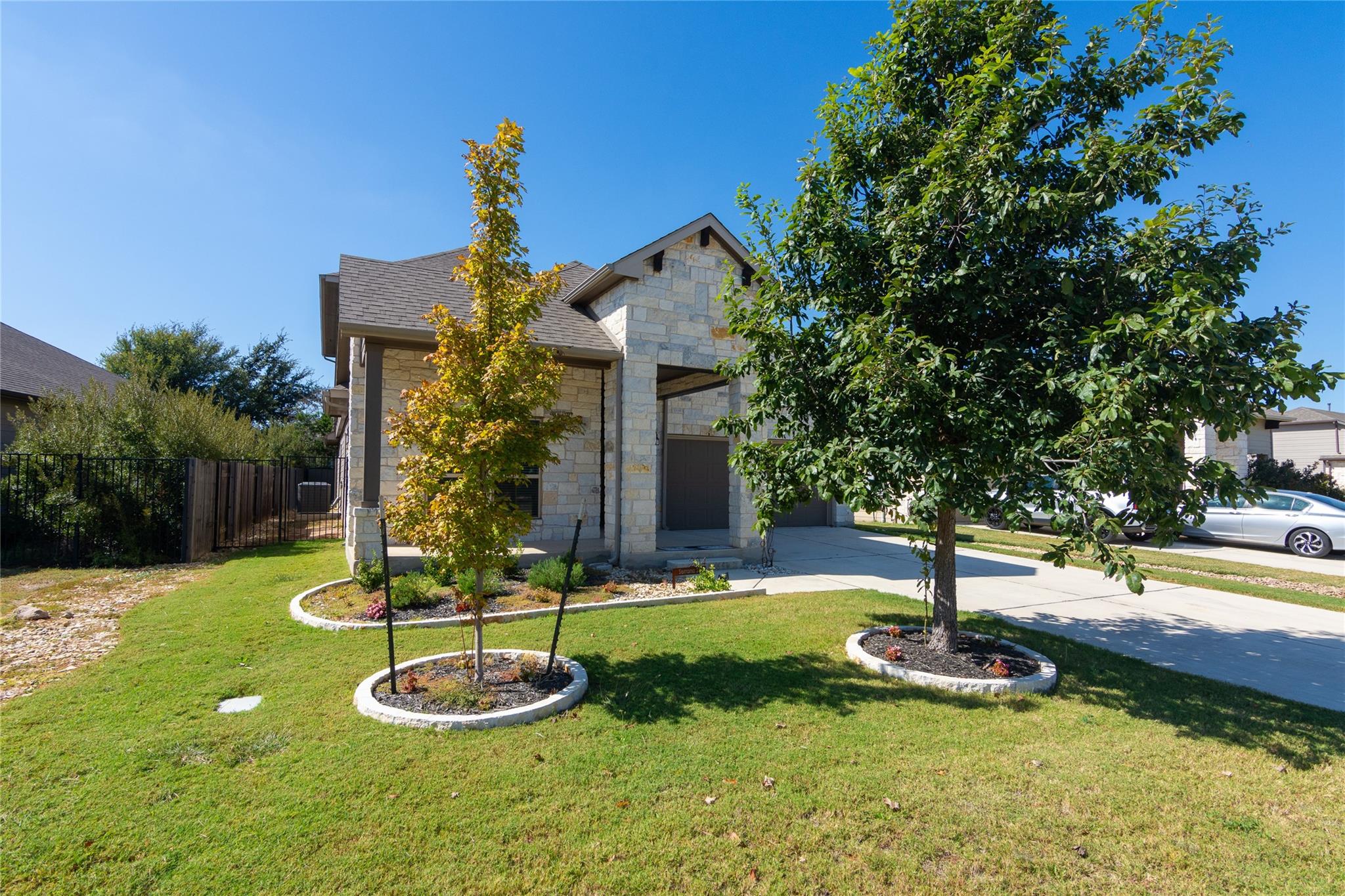 204 Serrano St, Georgetown, TX 78628